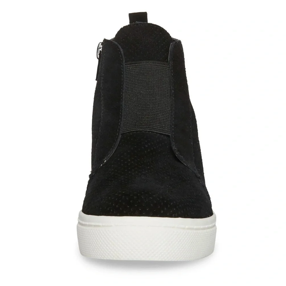 chic dark